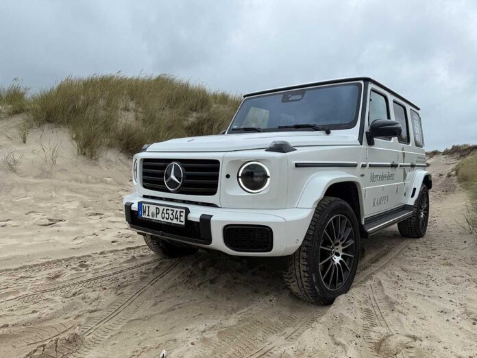mercedes-g-580-fahrbericht-sylt Der neue Mercedes G 580 EQ in weiss in den Dünen auf Sylt!