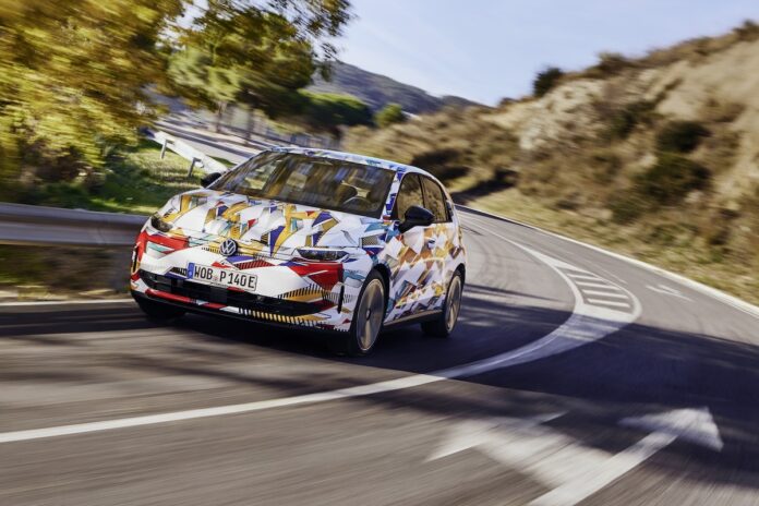 Der neue ID. Polo ist da! ⚡ VW bringt E-Mobilität für unter 25.000 € auf die Straße. Reichweite, Technik & Platz im Check für eAuto-Einsteiger.